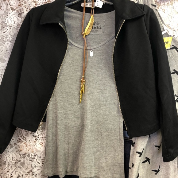 Trendz Collection - Picture 3 of 5